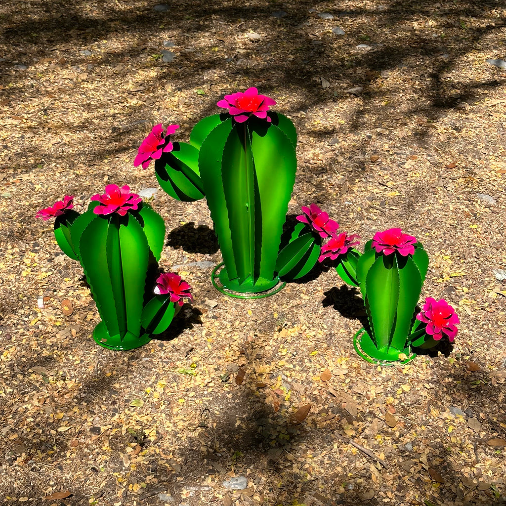 Green Metal Saguaro Cactus with Pink Flowers – Handmade Garden Sculpture