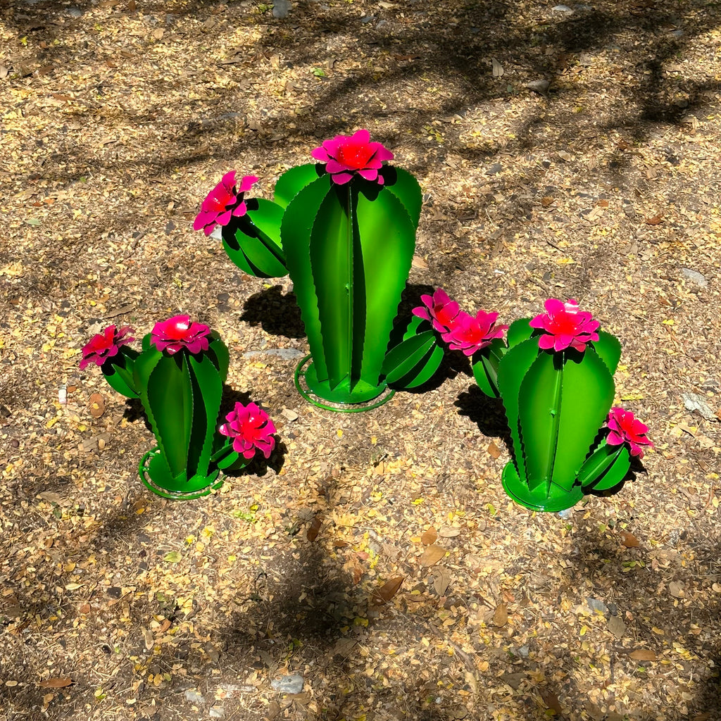 Green Metal Saguaro Cactus with Pink Flowers – Handmade Garden Sculpture