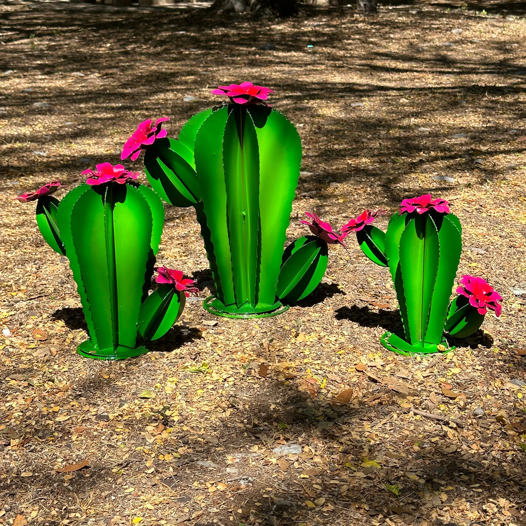 Green Metal Saguaro Cactus with Pink Flowers – Handmade Garden Sculpture