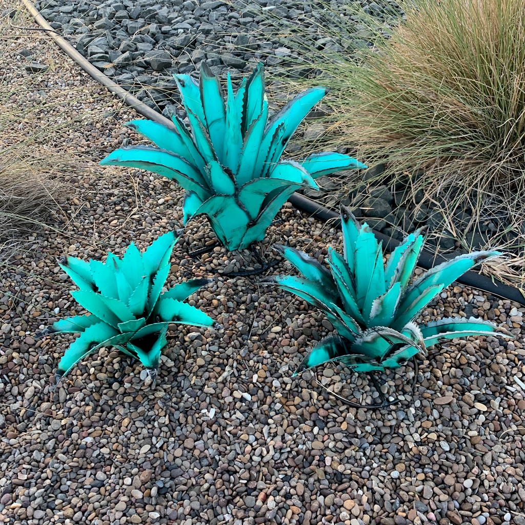 Set of 3 Rustic Red Metal Agave Sculptures – Handmade Southwestern Garden Décor